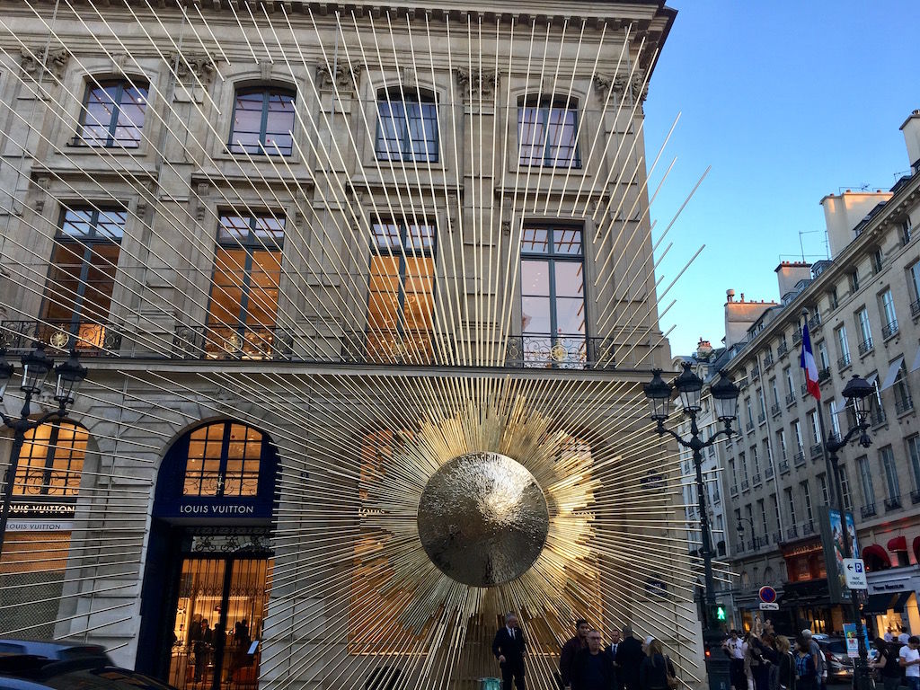 Place Vendôme in Paris - Attraction